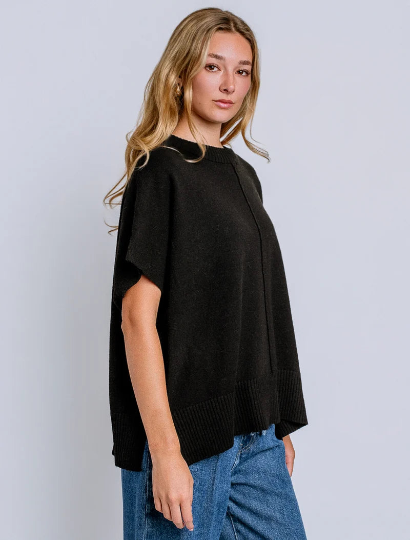 Gwyneth 'Caroline' Top-Black-One Size