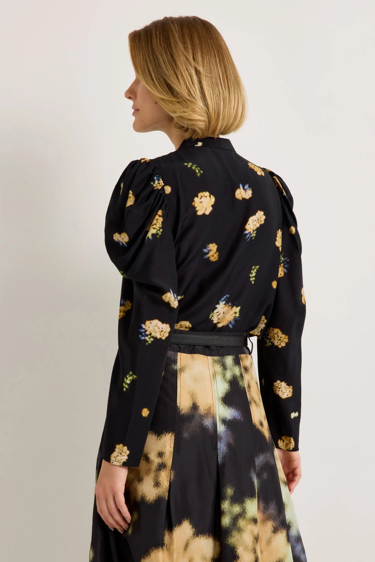 Tysen Blouse - Black Floral Printed Gigot