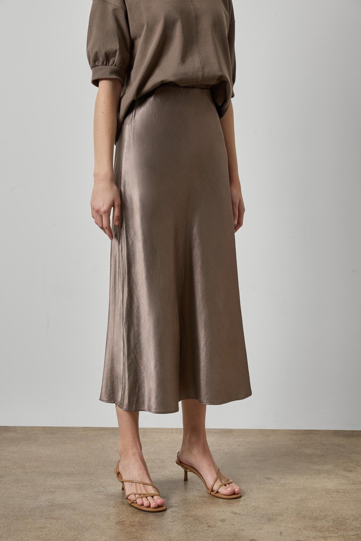 Slub Woven Bias Skirt - Shiitake