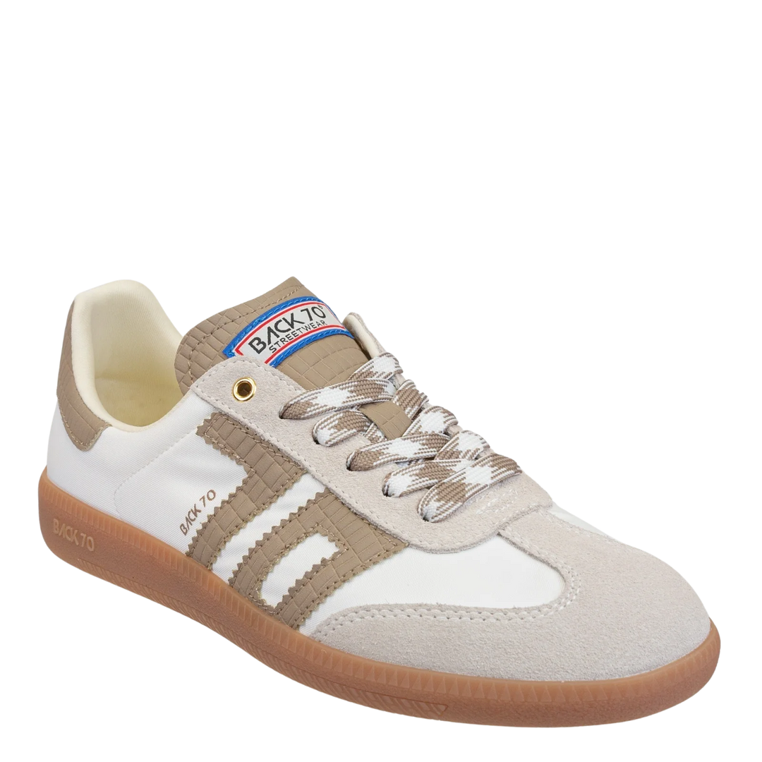 Back 70 - Ghost in Taupe