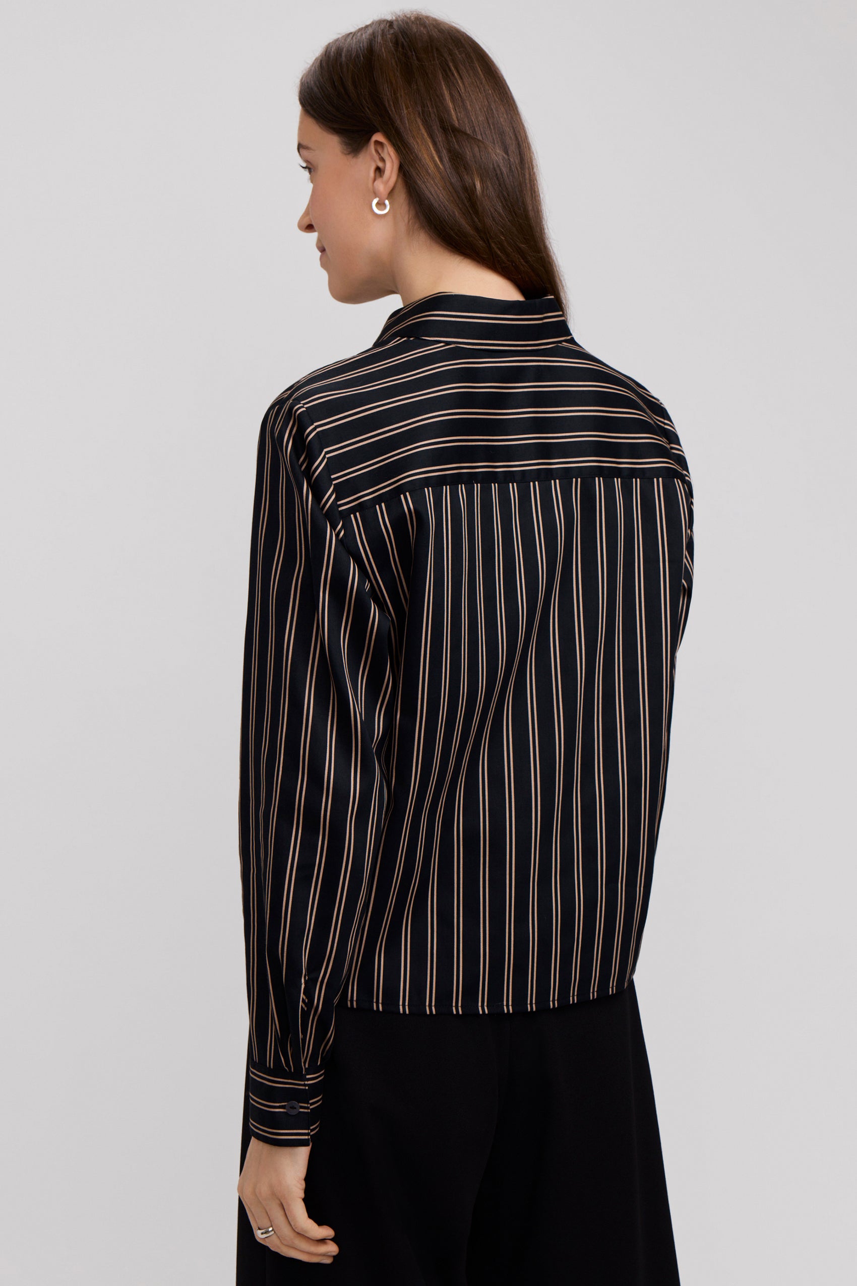 Jodie Animal Border Shirt - Black/Almond