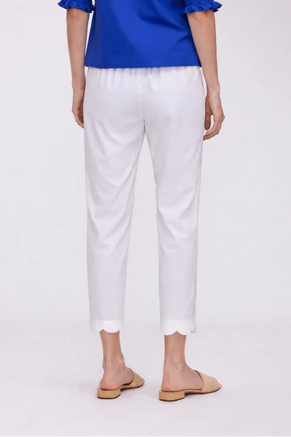 Elaine Scallop Hem Capri - White