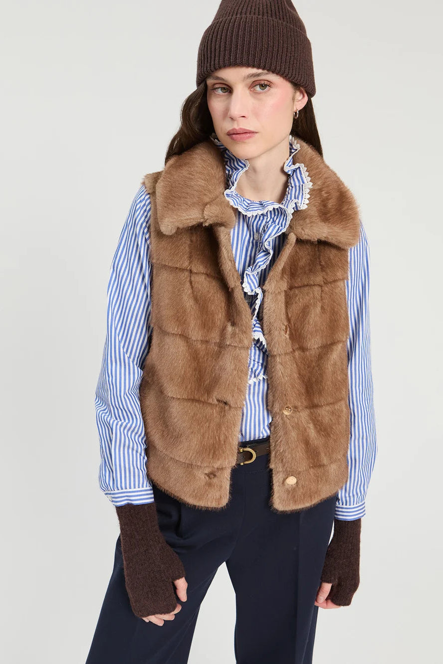 33764 Camel Fur Vest