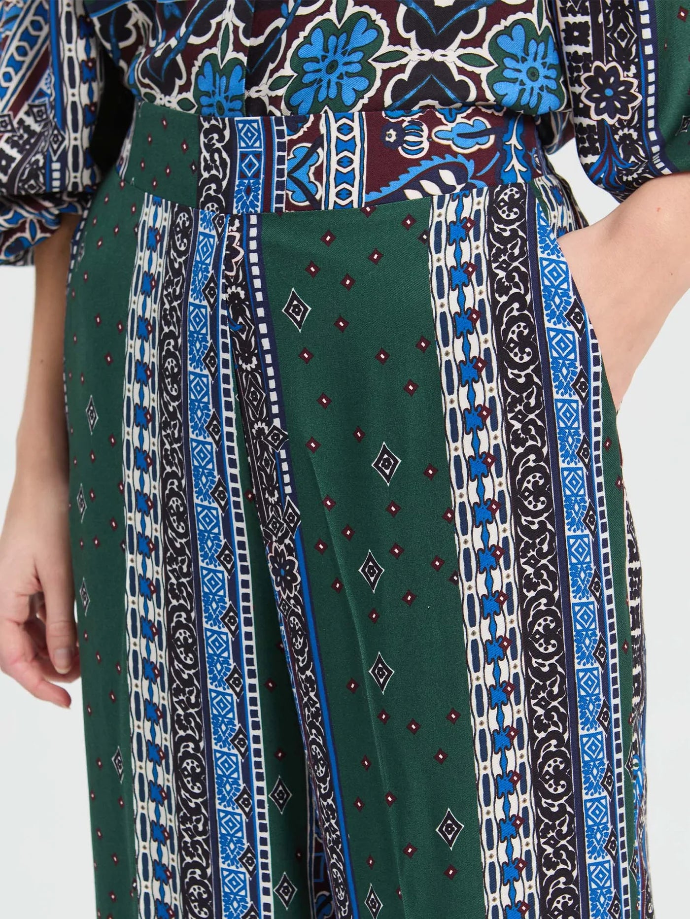 Border and Flower Trouser