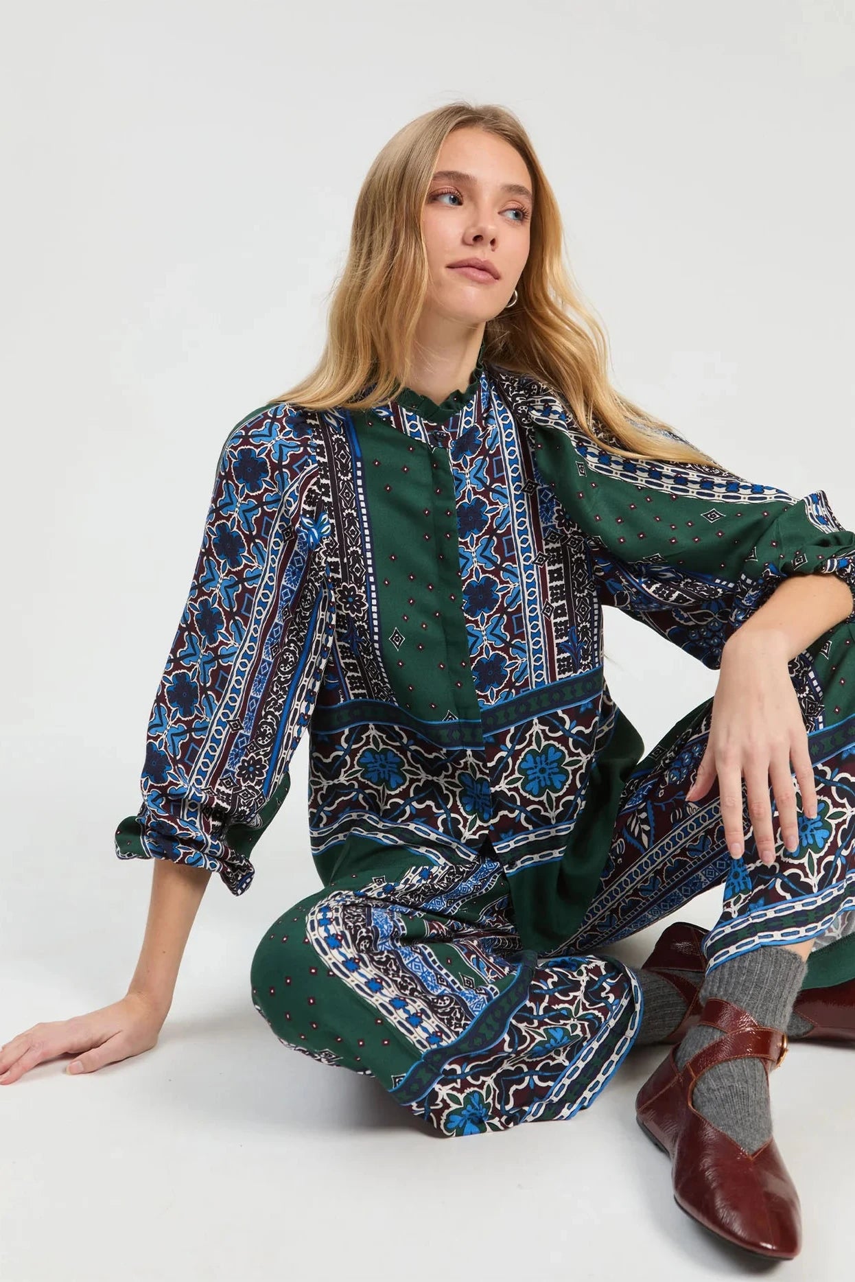Border and Flower Trouser