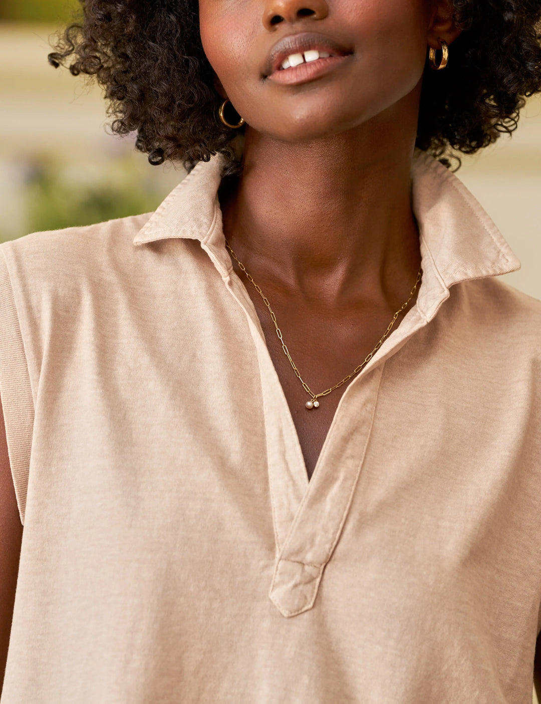 Olivia Popover Henley Tank - Desert