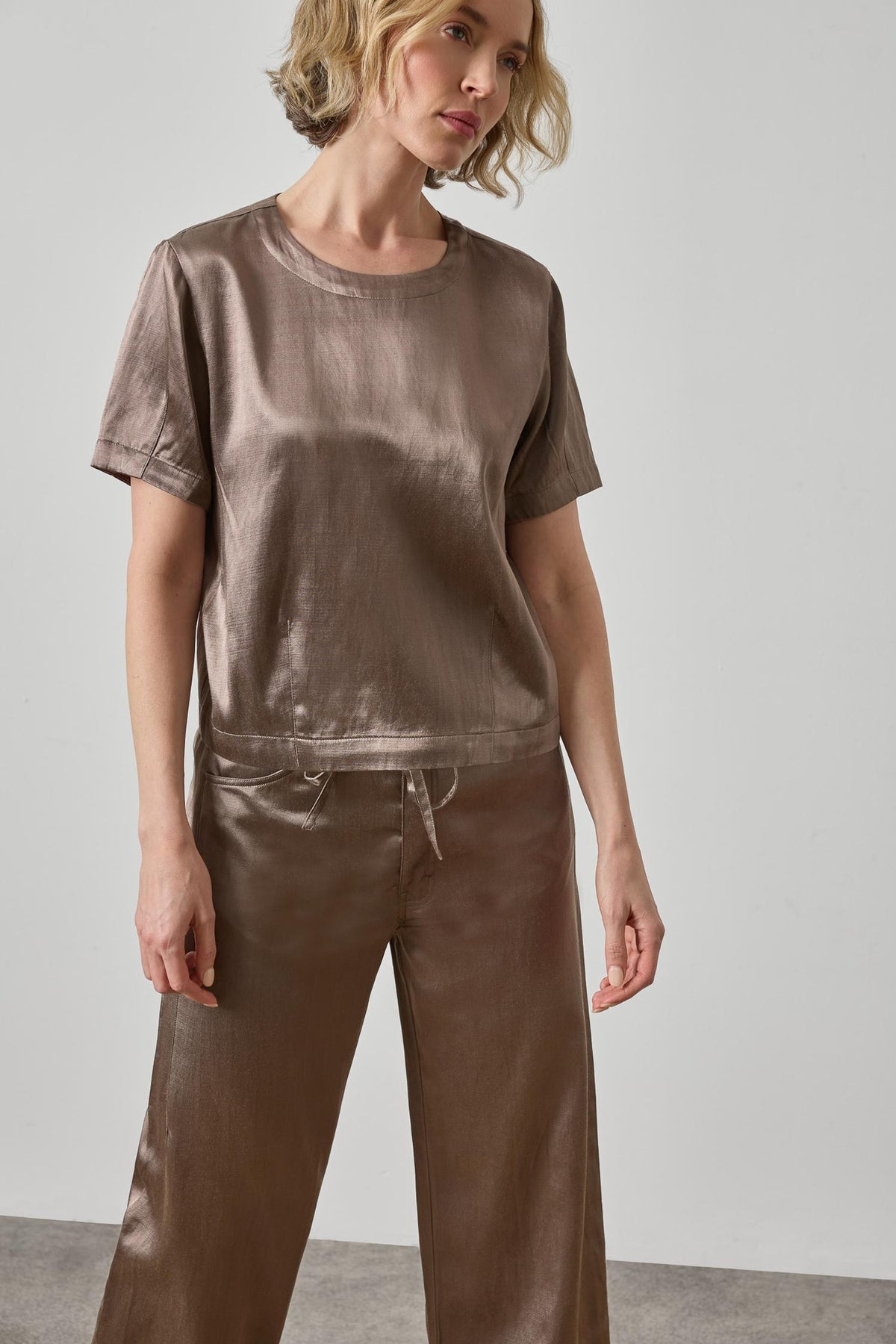 Slub Woven Darted Top - Shiitake