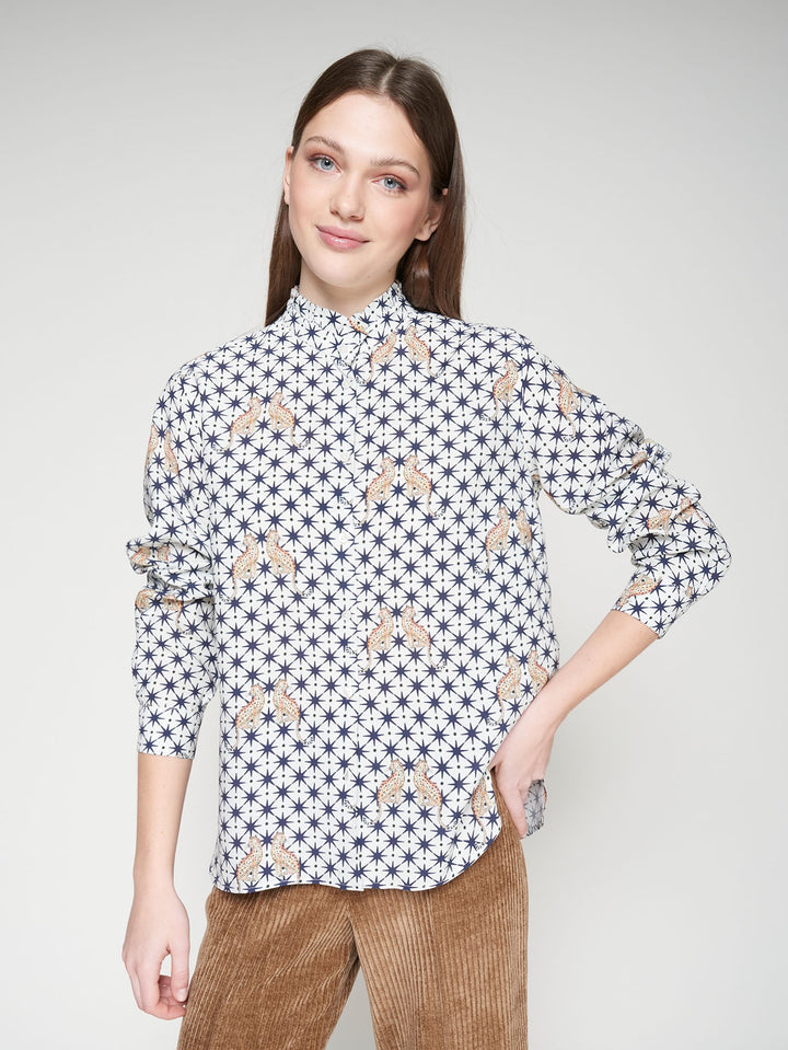 WHITE SHIRT WITH LEOPARD & STARS